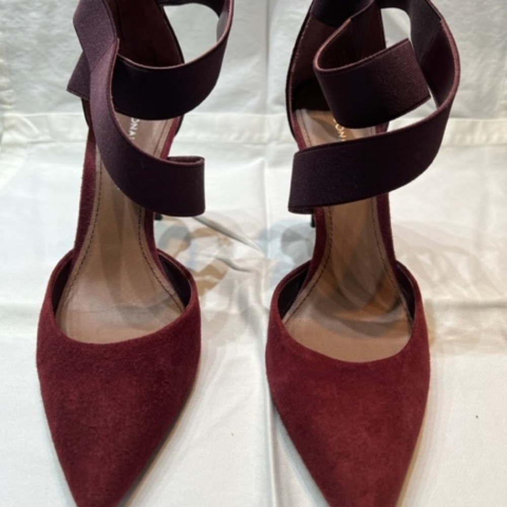 Donald J Pliner Suede and Patent Burgundy Pumps - Size 8.5 N - Like New - Narrow - Picture 2 of 4
